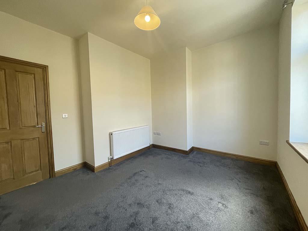 3 bedroom mid terrace house To Let in Barnoldswick - IMG_0313.jpg